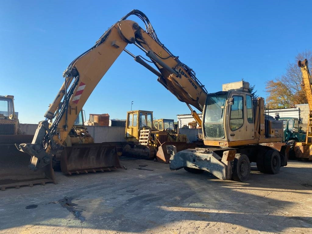 Liebherr A 904 C Litronic - Atkritumu iekrāvējs: foto 3 Liebherr A 904 C Litronic - Atkritumu iekrāvējs: foto 3