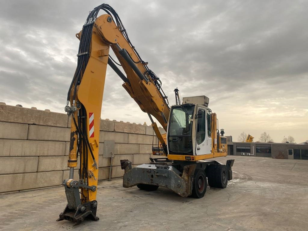 Liebherr A 904 C Litronic - Atkritumu iekrāvējs: foto 4 Liebherr A 904 C Litronic - Atkritumu iekrāvējs: foto 4