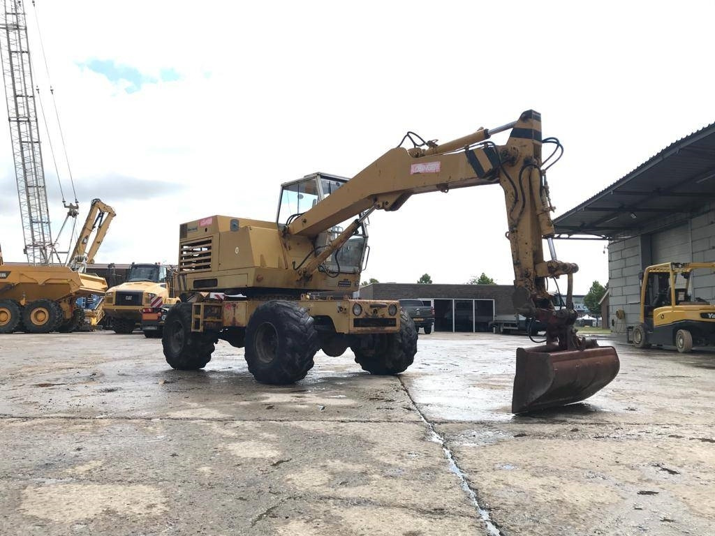 Poclain tx45 - Mini-ekskavators: foto 2 Poclain tx45 - Mini-ekskavators: foto 2