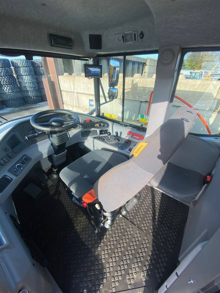 Artikulētias pašizgāzējs Volvo A 30 G: foto 7 Artikulētias pašizgāzējs Volvo A 30 G: foto 7