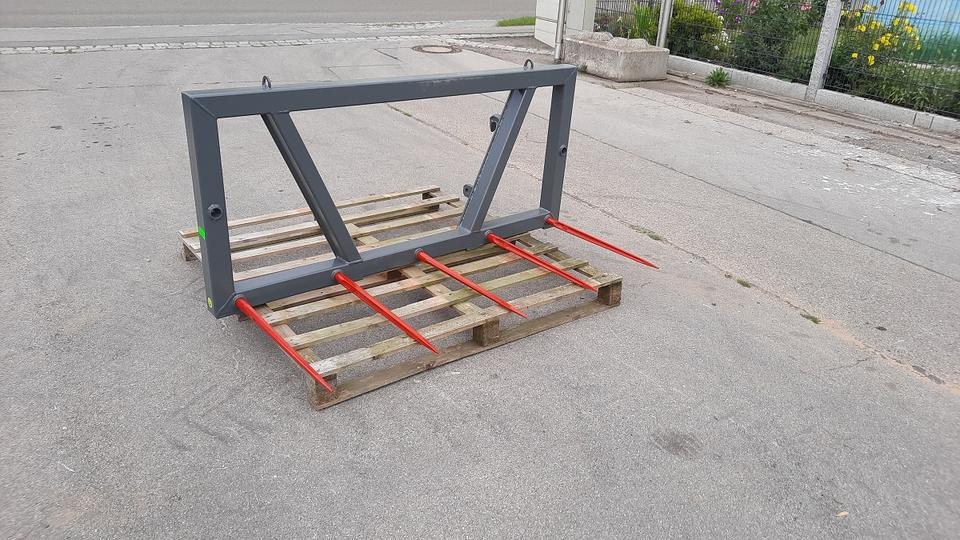 Ballenspieß Ballengabel Rundballengabel Quaderballenspieß Euro - Lopbarības sagatavošanas tehnika: foto 1 Ballenspieß Ballengabel Rundballengabel Quaderballenspieß Euro - Lopbarības sagatavošanas tehnika: foto 1