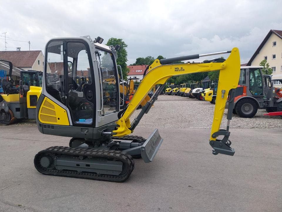 Minibagger Neuson Wacker ET 24 VDS Bagger Kettenbagger - Mini-ekskavators: foto 3 Minibagger Neuson Wacker ET 24 VDS Bagger Kettenbagger - Mini-ekskavators: foto 3