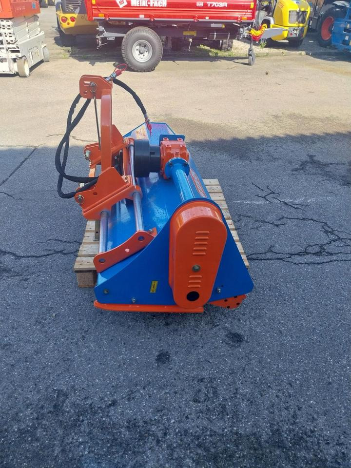 Mulcher Schlegelmulcher Stark KMH 175 hydr. Seitenverschub - Pļaujmašīna-smalcinātājs: foto 5 Mulcher Schlegelmulcher Stark KMH 175 hydr. Seitenverschub - Pļaujmašīna-smalcinātājs: foto 5