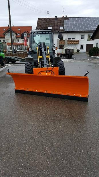 Schneeschild 2,6m Kramer Schlepper Radlader Hoflader Frontlader - Sniega arkls: foto 1 Schneeschild 2,6m Kramer Schlepper Radlader Hoflader Frontlader - Sniega arkls: foto 1