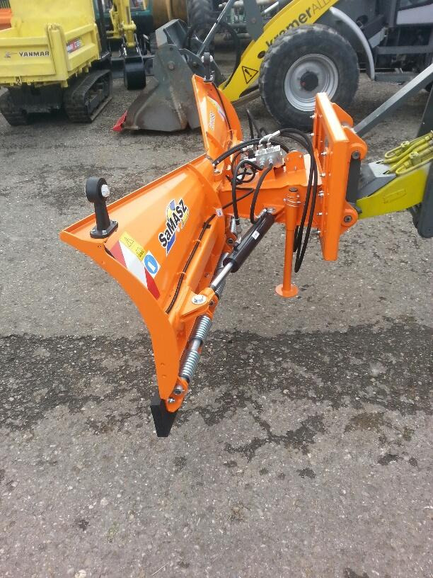 Schneeschild V 1,8m Samasz Schlepper Radlader Hoflader Frontlader - Sniega arkls: foto 4 Schneeschild V 1,8m Samasz Schlepper Radlader Hoflader Frontlader - Sniega arkls: foto 4