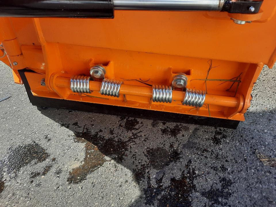 Schneeschild Vario 1,5m Schlepper Radlader Hoftrac Kramer Cat - Sniega arkls: foto 5 Schneeschild Vario 1,5m Schlepper Radlader Hoftrac Kramer Cat - Sniega arkls: foto 5