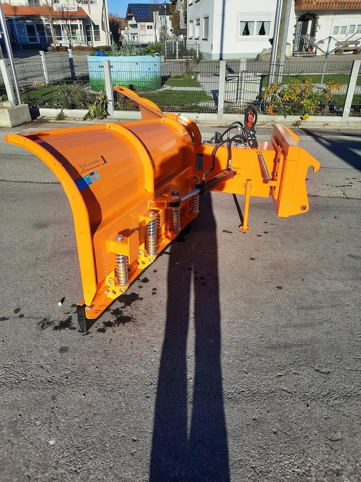 Schneeschild Vario 3,3m schwer Volvo Cat Case Schlepper Radlader - Sniega arkls: foto 5 Schneeschild Vario 3,3m schwer Volvo Cat Case Schlepper Radlader - Sniega arkls: foto 5