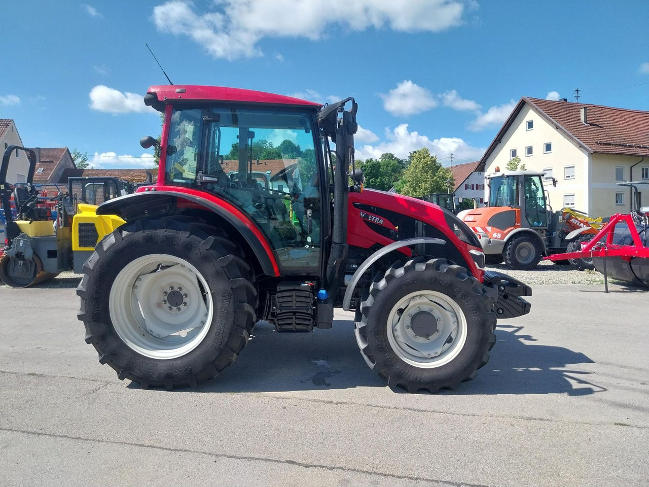 Valtra A 85 - Traktors: foto 4 Valtra A 85 - Traktors: foto 4