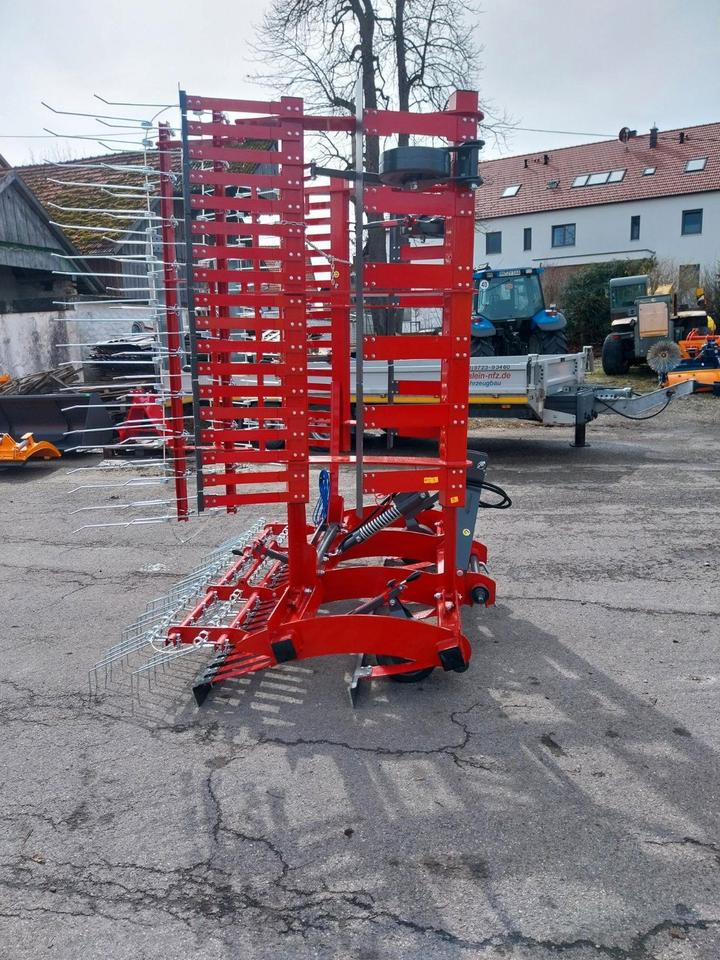 Weidelüfter 6m Wiesenstriegel Wiesenegge Grünlandpflege Striegel - Atsperzaru ecēšas: foto 2 Weidelüfter 6m Wiesenstriegel Wiesenegge Grünlandpflege Striegel - Atsperzaru ecēšas: foto 2