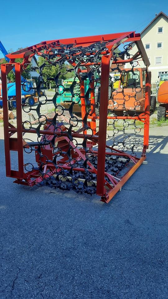 Wiesenegge 6 - 8m Wiesenstriegel Wiesenschleppe Schlepper - Pļavu ecēšā: foto 3 Wiesenegge 6 - 8m Wiesenstriegel Wiesenschleppe Schlepper - Pļavu ecēšā: foto 3