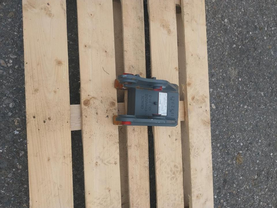 Neuen Schnellwechsler MS 01 1 - 2,5 to Minibagger Volvo Neuson - Ātrā sakabe - Mini-ekskavators: foto 4 Neuen Schnellwechsler MS 01 1 - 2,5 to Minibagger Volvo Neuson - Ātrā sakabe - Mini-ekskavators: foto 4