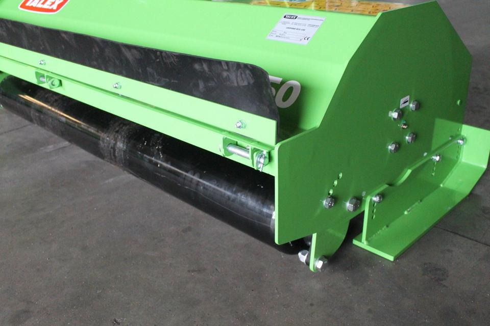 Neuer Mulcher, Schlegelmulcher Talex Eco 2m hydr. Seitenverschub - Pļaujmašīna-smalcinātājs: foto 4 Neuer Mulcher, Schlegelmulcher Talex Eco 2m hydr. Seitenverschub - Pļaujmašīna-smalcinātājs: foto 4