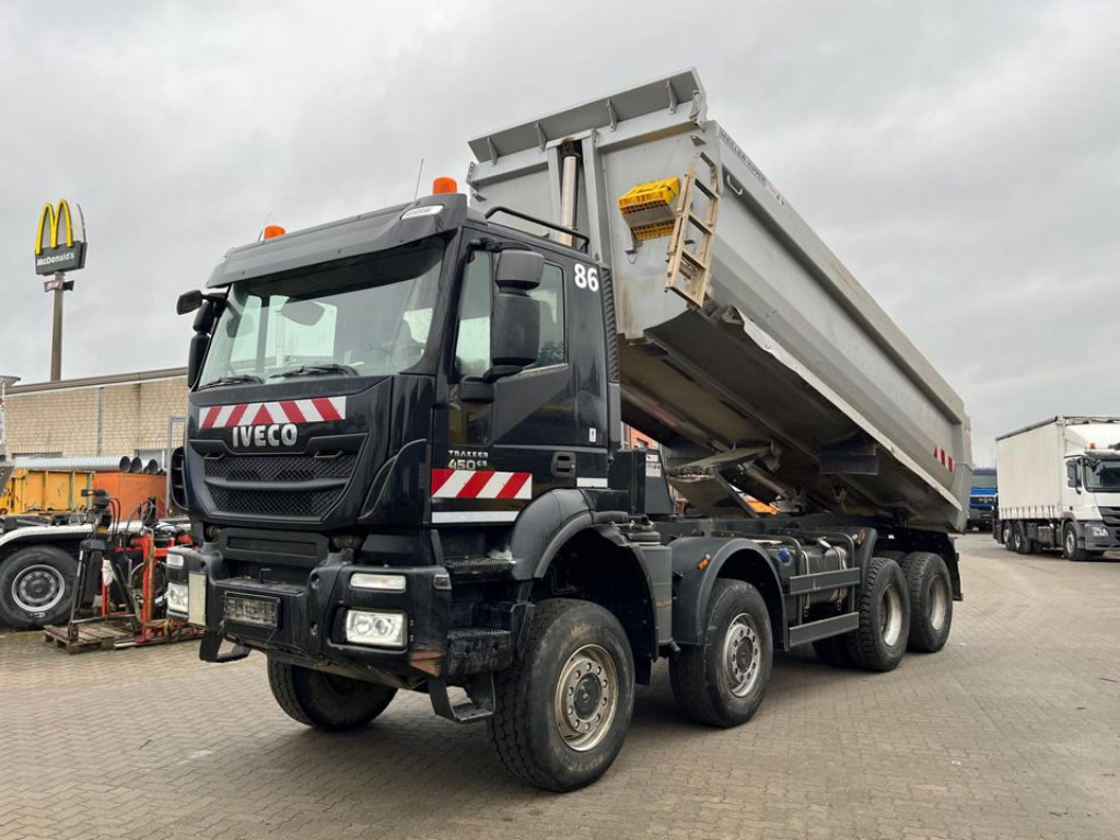 IVECO-MAGIRUS TRACKER AD450TW 4 Achs Muldenkipper Meiller - Bezceļu pašizgāzējs: foto 1 IVECO-MAGIRUS TRACKER AD450TW 4 Achs Muldenkipper Meiller - Bezceļu pašizgāzējs: foto 1
