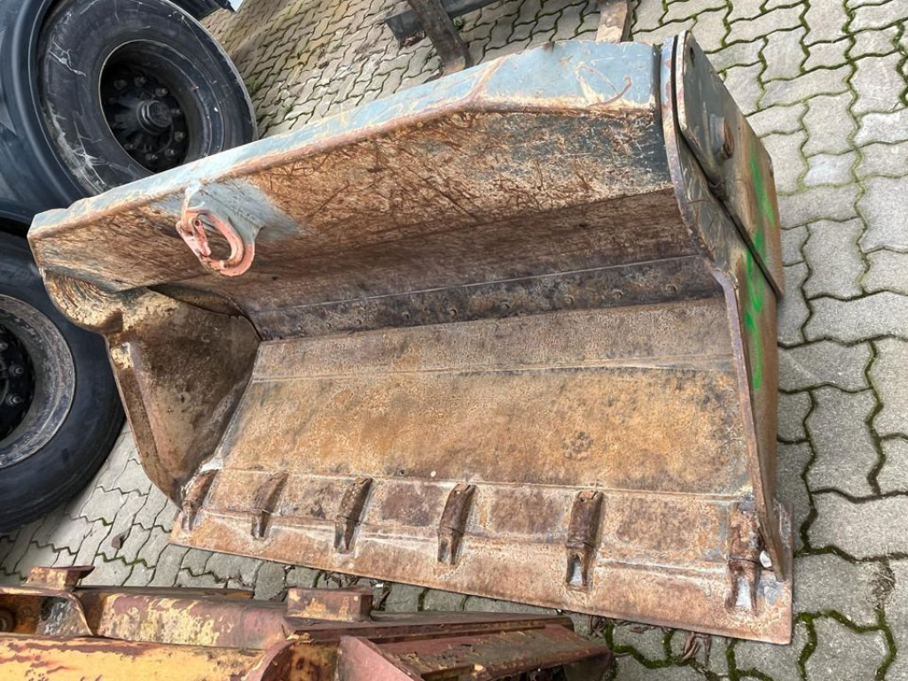 KRAMER WERKE Radlader 750 Allrad Radlader Klappschaufel+Gabel - Riteņu iekrāvējs: foto 4 KRAMER WERKE Radlader 750 Allrad Radlader Klappschaufel+Gabel - Riteņu iekrāvējs: foto 4