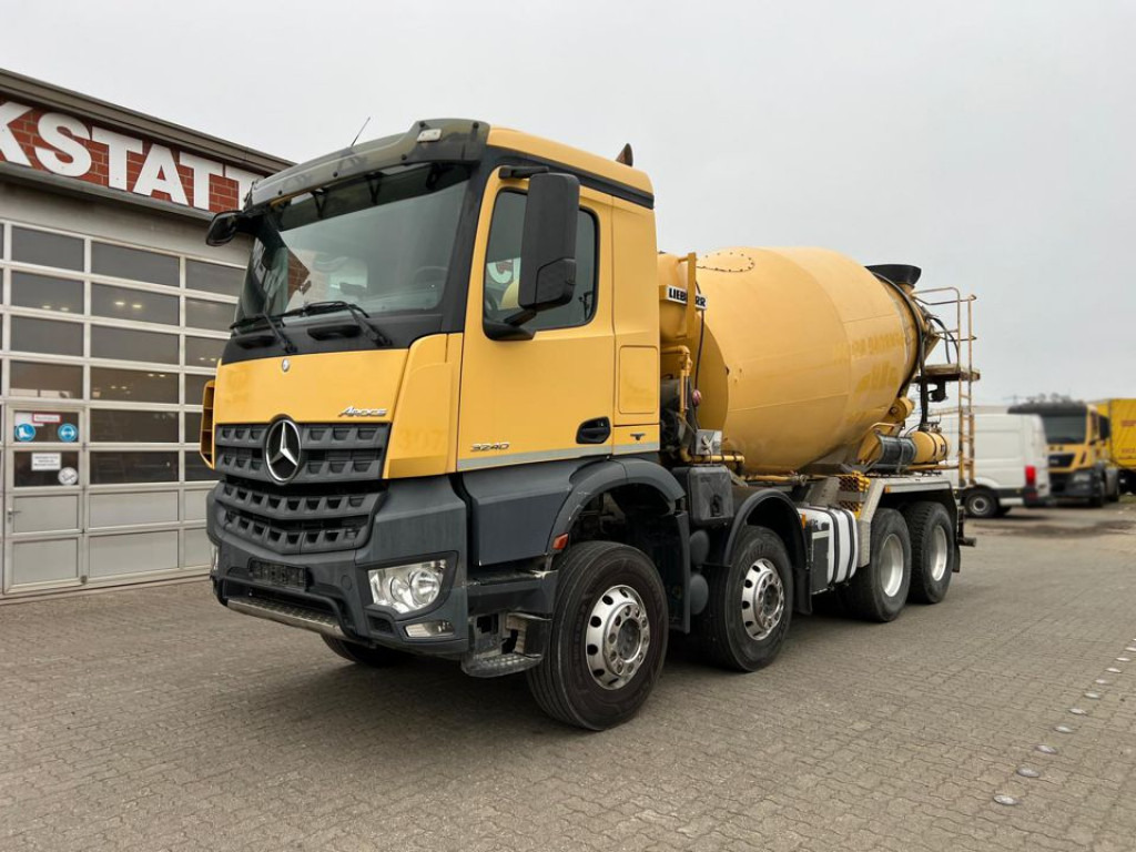 MERCEDES-BENZ Arocs 3240 B 8x4 Betonmischer Deutsch Top Liebherr - Kravas automašīna: foto 1 MERCEDES-BENZ Arocs 3240 B 8x4 Betonmischer Deutsch Top Liebherr - Kravas automašīna: foto 1