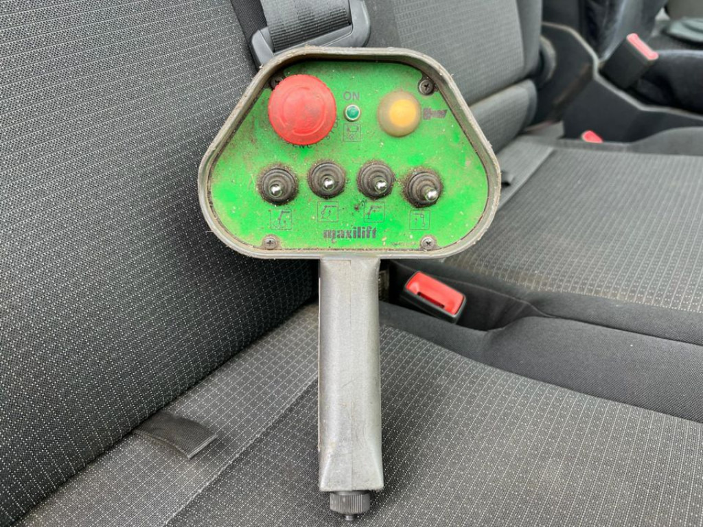 Automašīna ar kravas platformu MAN MAN TG-E Pritsche Heckkran 6.120 Funk: foto 9