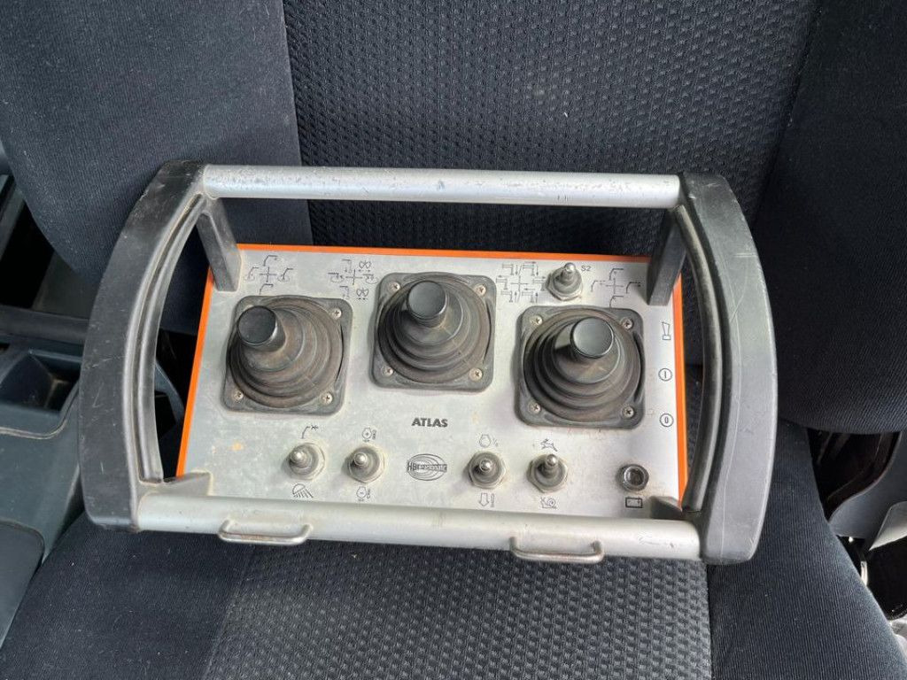 Kravas automašīna pašizgāzējs, Kravas auto ar manipulatoru MAN TG-S 18.400 4x2 BL 2-Achs Kipper Kran Atlas 120+: foto 9
