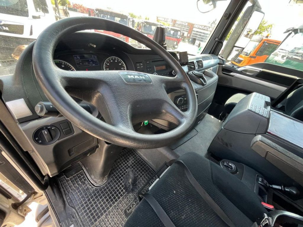 MAN TG-S 26.400 6x2-2 BL Pritsche Heckkran 5xhydr.Au - Kravas auto ar manipulatoru: foto 5 MAN TG-S 26.400 6x2-2 BL Pritsche Heckkran 5xhydr.Au - Kravas auto ar manipulatoru: foto 5