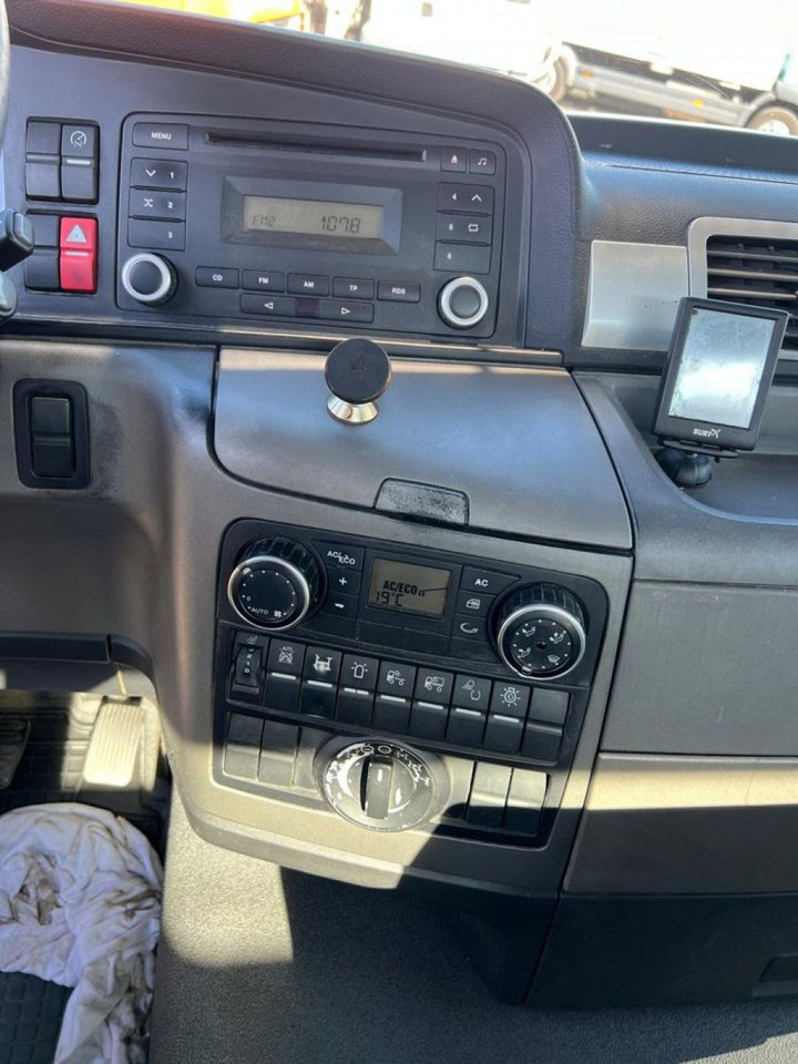 Kravas automašīna pašizgāzējs MAN TG-S 26.440 6x6 3-Achs Allradkipper Bordmatik: foto 6