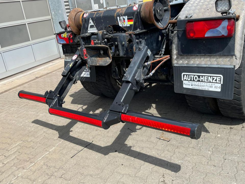 MAN TG-S 26.460 6x4 BB Abrollkipper kurzer Radstand - Pacēlājs ar āķi: foto 4 MAN TG-S 26.460 6x4 BB Abrollkipper kurzer Radstand - Pacēlājs ar āķi: foto 4