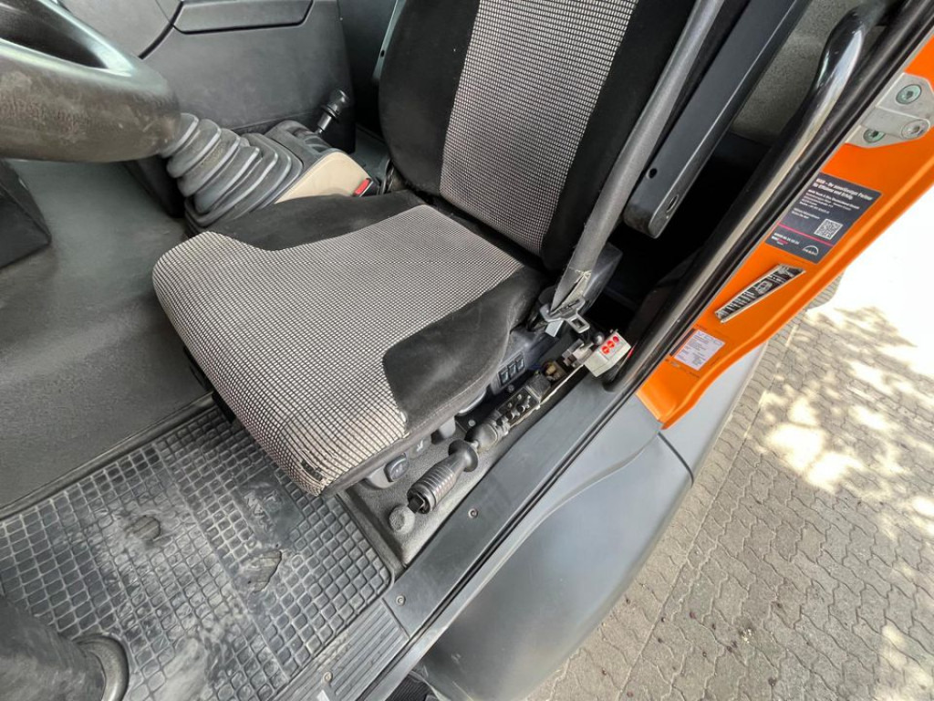 MAN TG-S 26.460 6x4 BB Abrollkipper kurzer Radstand - Pacēlājs ar āķi: foto 2 MAN TG-S 26.460 6x4 BB Abrollkipper kurzer Radstand - Pacēlājs ar āķi: foto 2