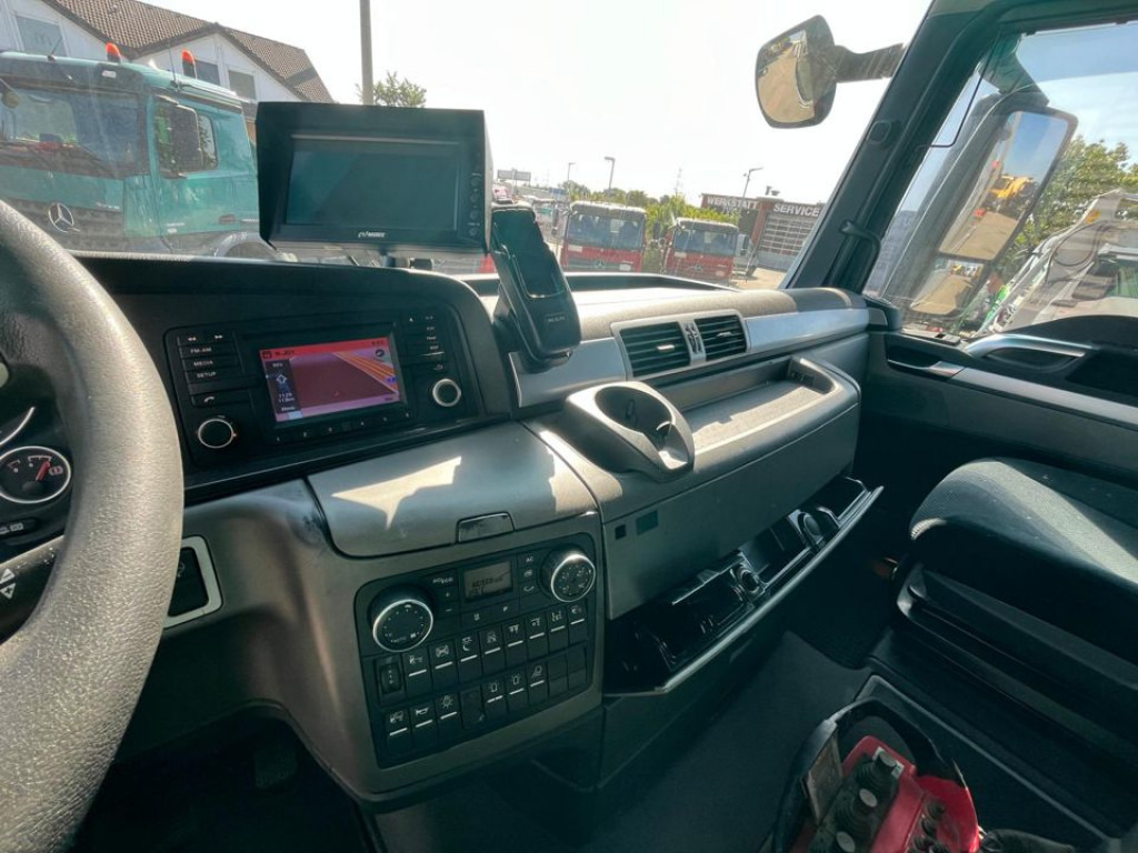 MAN TG-X 26.400 6x2 Pritsche Heckkran Palfinger 34002 - Bortu kravas automašīna/ Platforma, Kravas auto ar manipulatoru: foto 3 MAN TG-X 26.400 6x2 Pritsche Heckkran Palfinger 34002 - Bortu kravas automašīna/ Platforma, Kravas auto ar manipulatoru: foto 3