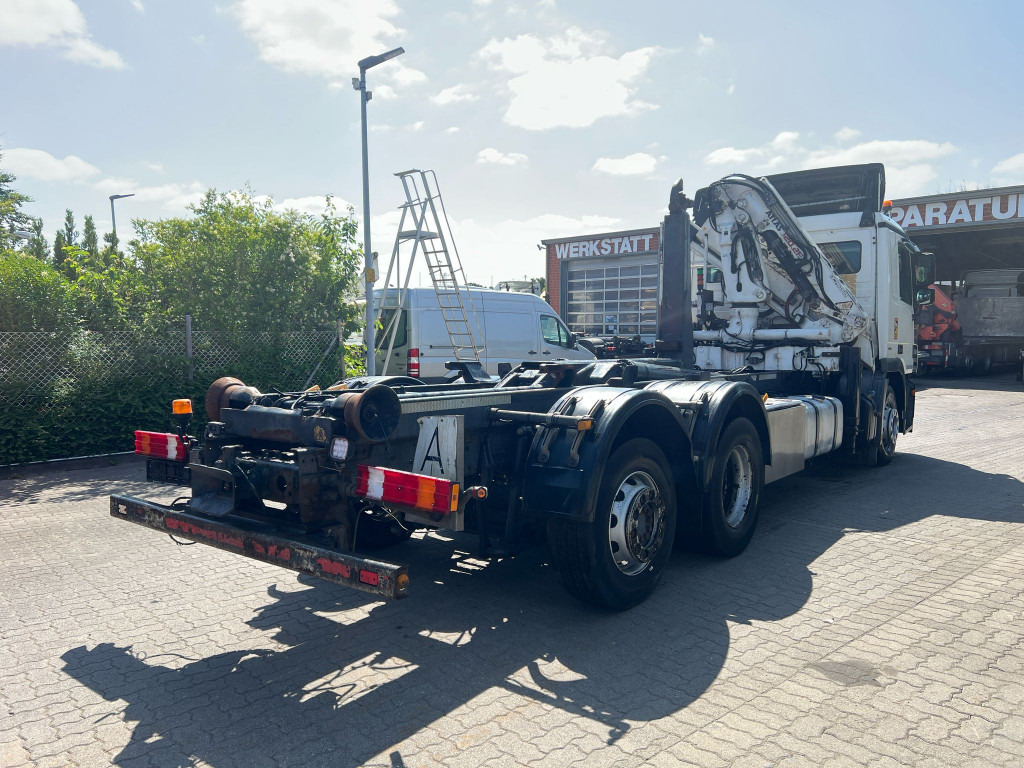 MERCEDES-BENZ Actros 2541 L6x2 Abrollkipper mit Kran Funk+Greiferst - Pacēlājs ar āķi, Kravas auto ar manipulatoru: foto 4 MERCEDES-BENZ Actros 2541 L6x2 Abrollkipper mit Kran Funk+Greiferst - Pacēlājs ar āķi, Kravas auto ar manipulatoru: foto 4