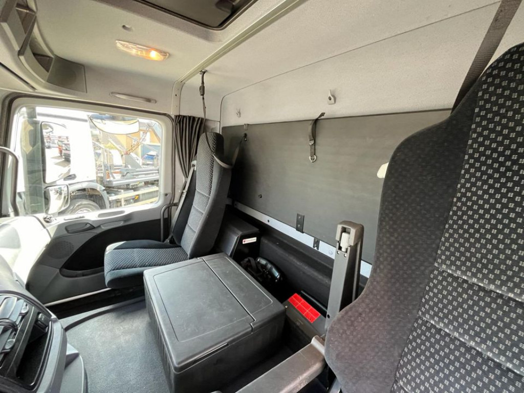 MERCEDES-BENZ Actros 2546 L 6x2 Pritsche Heckkran Hiab 288 6xhyd - Bortu kravas automašīna/ Platforma, Kravas auto ar manipulatoru: foto 4 MERCEDES-BENZ Actros 2546 L 6x2 Pritsche Heckkran Hiab 288 6xhyd - Bortu kravas automašīna/ Platforma, Kravas auto ar manipulatoru: foto 4