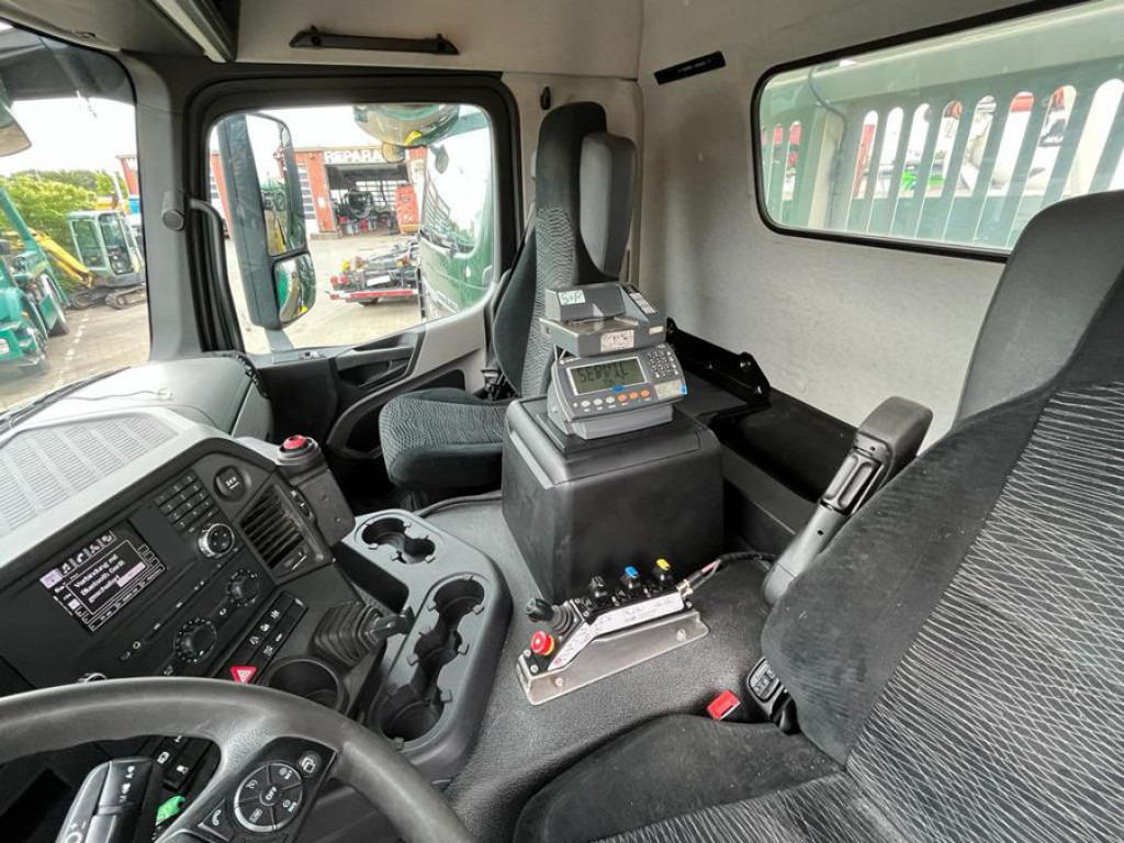 MERCEDES-BENZ Antos 2540 L 6x2 Absetzkipper Vorlauf Lenk - Būvgružu konteineru vedējs: foto 4 MERCEDES-BENZ Antos 2540 L 6x2 Absetzkipper Vorlauf Lenk - Būvgružu konteineru vedējs: foto 4
