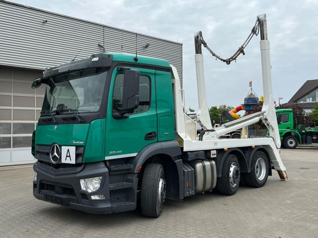 MERCEDES-BENZ Antos 2540 L 6x2 Absetzkipper Vorlauf Lenk - Būvgružu konteineru vedējs: foto 1 MERCEDES-BENZ Antos 2540 L 6x2 Absetzkipper Vorlauf Lenk - Būvgružu konteineru vedējs: foto 1