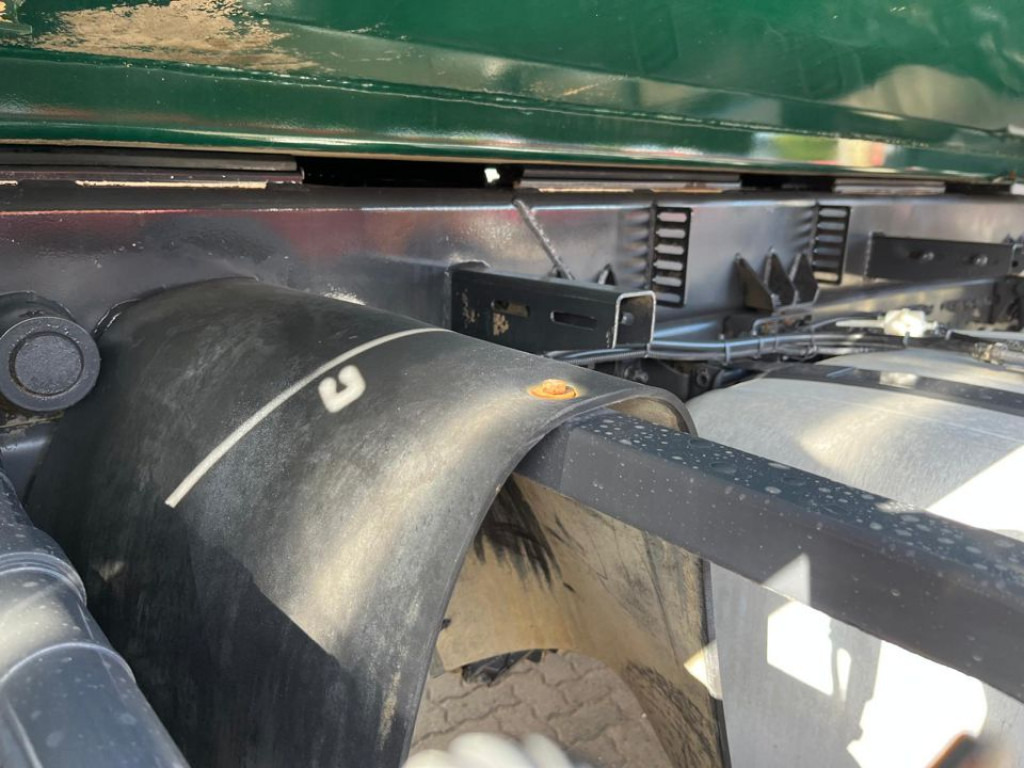 MERCEDES-BENZ Arocs 4145 8x8 4 Achs Muldenkipper Meiller - Kravas automašīna pašizgāzējs: foto 4 MERCEDES-BENZ Arocs 4145 8x8 4 Achs Muldenkipper Meiller - Kravas automašīna pašizgāzējs: foto 4