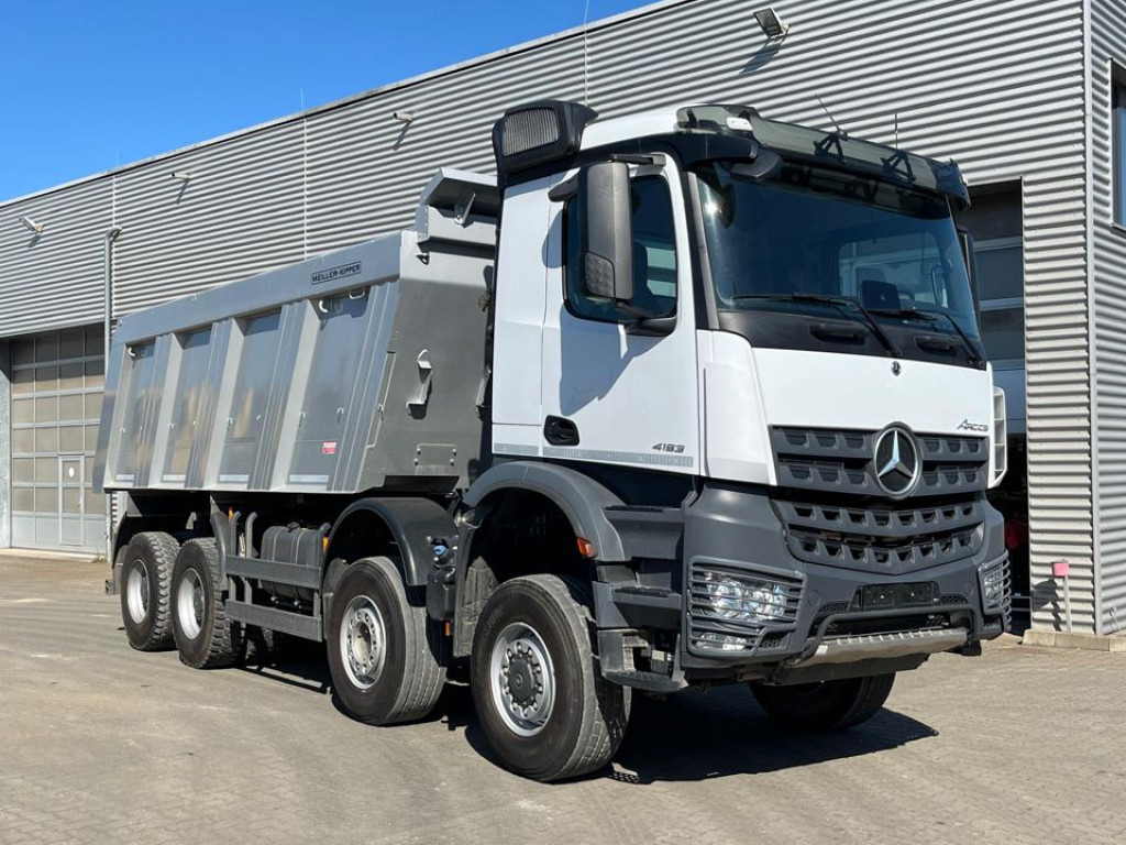 MERCEDES-BENZ Arocs 4153 8x6 4 Achs Muldenkipper Meiller - Kravas automašīna pašizgāzējs: foto 4 MERCEDES-BENZ Arocs 4153 8x6 4 Achs Muldenkipper Meiller - Kravas automašīna pašizgāzējs: foto 4