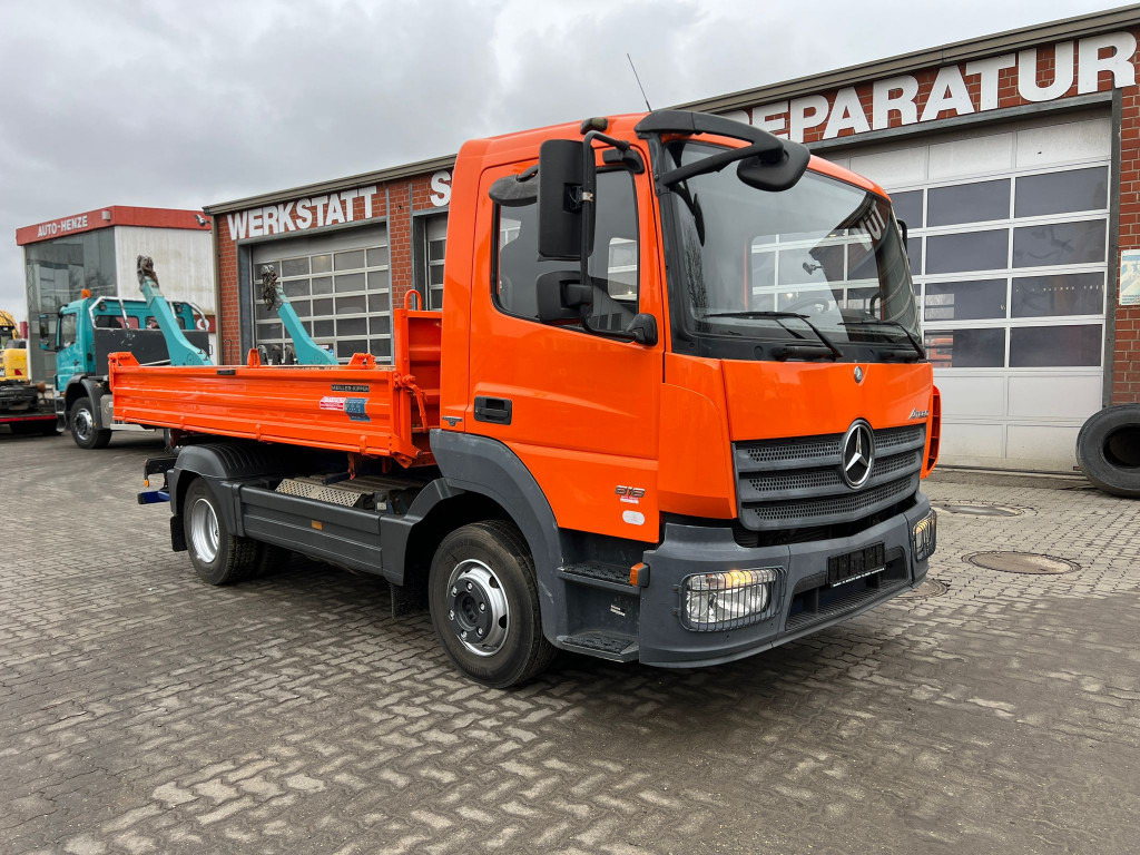 MERCEDES-BENZ Atego 818 K 2-Achs Kipper Schalter - Komercauto pašizgāzējs: foto 2 MERCEDES-BENZ Atego 818 K 2-Achs Kipper Schalter - Komercauto pašizgāzējs: foto 2