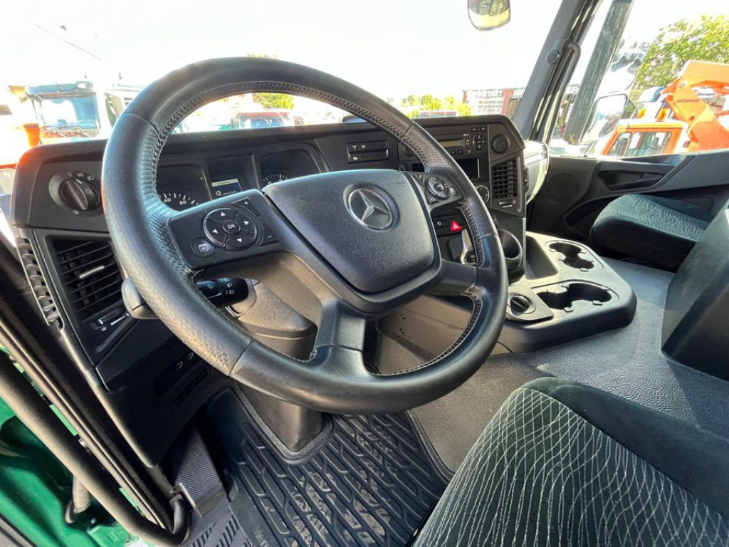 MERCEDES-BENZ Mercedes-Benz Arocs 4 Achs Muldenkipper 4145 8x8 Meiller - Kravas automašīna pašizgāzējs: foto 5 MERCEDES-BENZ Mercedes-Benz Arocs 4 Achs Muldenkipper 4145 8x8 Meiller - Kravas automašīna pašizgāzējs: foto 5