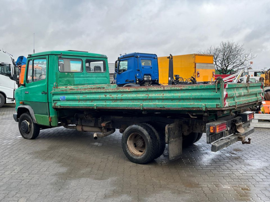 MERCEDES-BENZ Mercedes-Benz Vario 2-Achs Kipper 711 DK Meiller - Kravas automašīna pašizgāzējs: foto 3 MERCEDES-BENZ Mercedes-Benz Vario 2-Achs Kipper 711 DK Meiller - Kravas automašīna pašizgāzējs: foto 3