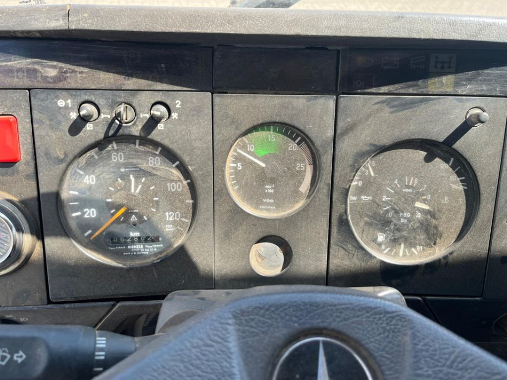 Kravas automašīna pašizgāzējs MERCEDES-BENZ SK 3535 AK 8x8 4 Achs Muldenkipper Meiller Deutsch: foto 8 Kravas automašīna pašizgāzējs MERCEDES-BENZ SK 3535 AK 8x8 4 Achs Muldenkipper Meiller Deutsch: foto 8