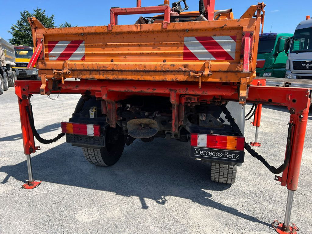 MERCEDES-BENZ Unimog U20 2-Achs Allradkipper Kran Palfinger Kran - Kravas automašīna pašizgāzējs, Kravas auto ar manipulatoru: foto 3 MERCEDES-BENZ Unimog U20 2-Achs Allradkipper Kran Palfinger Kran - Kravas automašīna pašizgāzējs, Kravas auto ar manipulatoru: foto 3