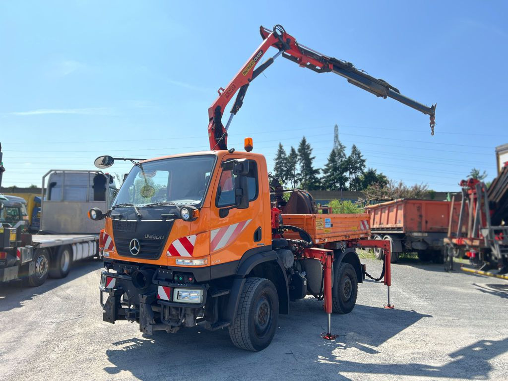 MERCEDES-BENZ Unimog U20 2-Achs Allradkipper Kran Palfinger Kran - Kravas automašīna pašizgāzējs, Kravas auto ar manipulatoru: foto 1 MERCEDES-BENZ Unimog U20 2-Achs Allradkipper Kran Palfinger Kran - Kravas automašīna pašizgāzējs, Kravas auto ar manipulatoru: foto 1