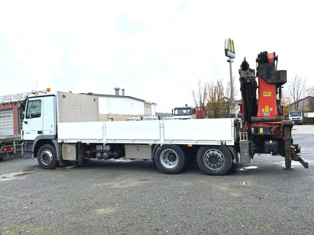 Mercedes-Benz Actros 2546 L 6x2 Pritsche Heckkran Palfinger P - Kravas auto ar manipulatoru, Bortu kravas automašīna/ Platforma: foto 4 Mercedes-Benz Actros 2546 L 6x2 Pritsche Heckkran Palfinger P - Kravas auto ar manipulatoru, Bortu kravas automašīna/ Platforma: foto 4