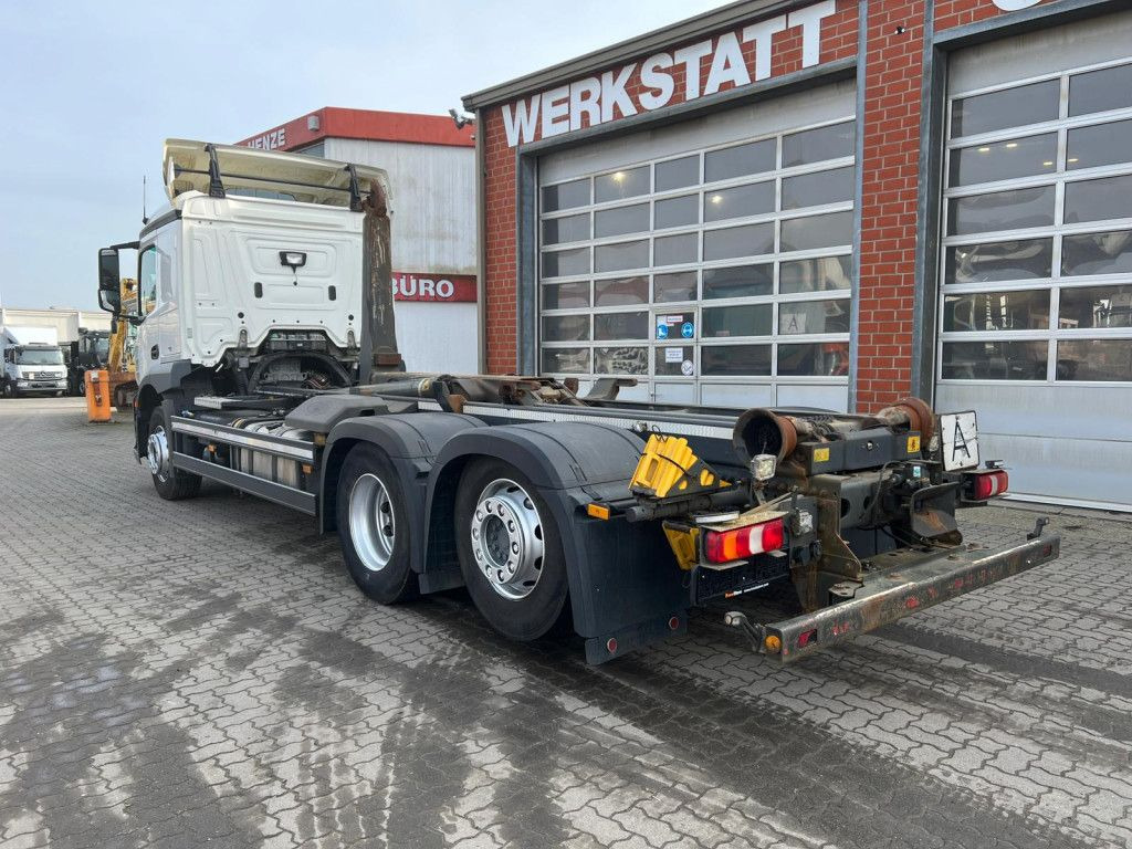 Mercedes-Benz Actros neu 2543 L 6x2 Abrollkipper Meiller Funk - Pacēlājs ar āķi: foto 3 Mercedes-Benz Actros neu 2543 L 6x2 Abrollkipper Meiller Funk - Pacēlājs ar āķi: foto 3