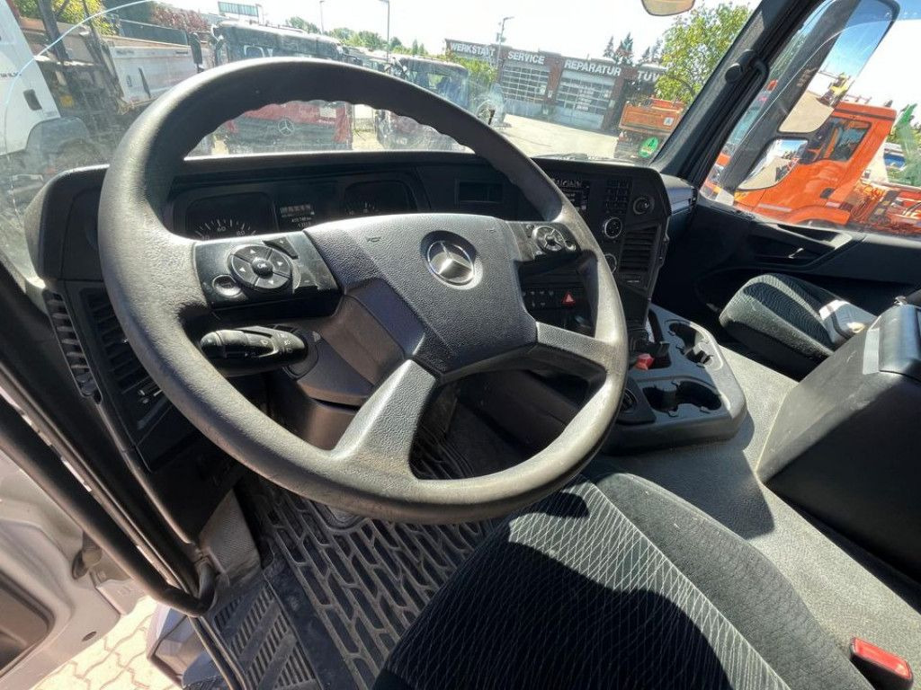 Mercedes-Benz Arocs 3240 B 8x4 4 Achs Muldenkipper Meiller - Kravas automašīna pašizgāzējs: foto 5 Mercedes-Benz Arocs 3240 B 8x4 4 Achs Muldenkipper Meiller - Kravas automašīna pašizgāzējs: foto 5