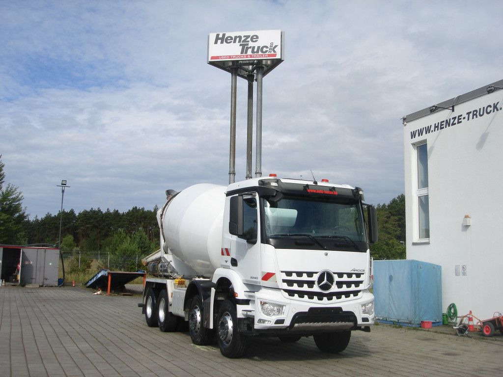 Mercedes-Benz Arocs 3240 B 8x4 Betonmischer Deutsch Top AP Ach - Betonvedējs: foto 1 Mercedes-Benz Arocs 3240 B 8x4 Betonmischer Deutsch Top AP Ach - Betonvedējs: foto 1