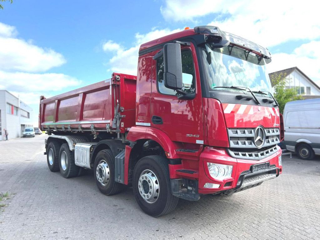 Mercedes-Benz Arocs 3243 8x4 4-Achs Kipper Bordmatik - Kravas automašīna pašizgāzējs: foto 2 Mercedes-Benz Arocs 3243 8x4 4-Achs Kipper Bordmatik - Kravas automašīna pašizgāzējs: foto 2