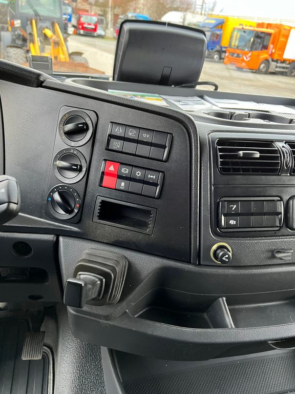 Bortu kravas automašīna/ Platforma Mercedes-Benz Atego 1527 L Pritsche LBW LBW 1.5 to: foto 9