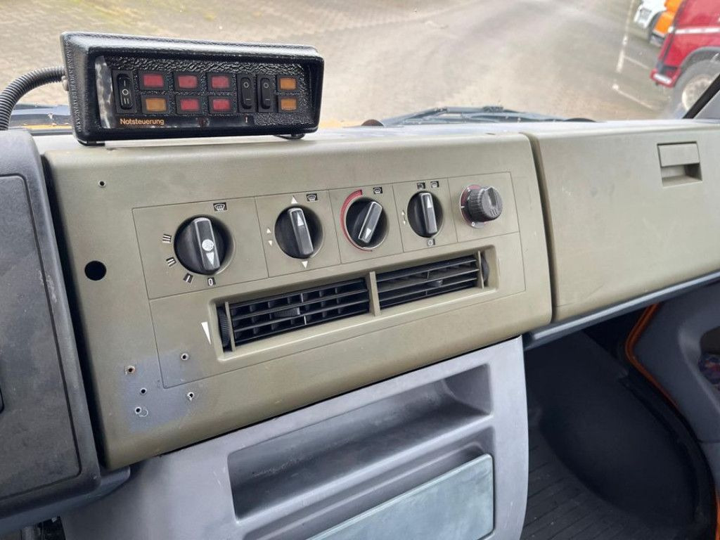 Autopacēlājs, Komercauto Mercedes-Benz Vario 612 D Hubarbeitsbühne Arbeitshöhe 18m: foto 8