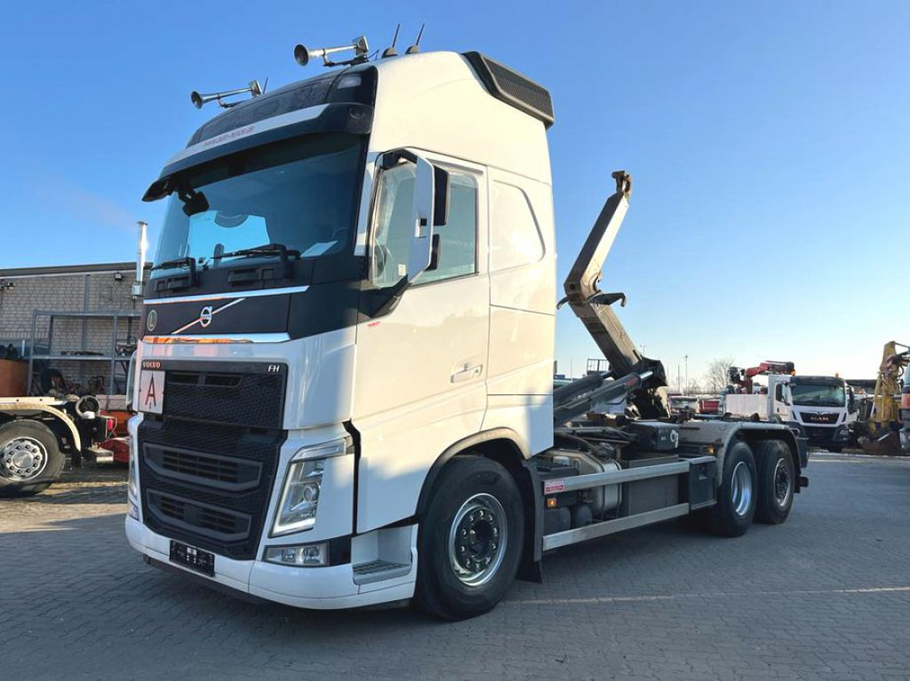VOLVO (S) Truck FH 500 6x2 Abrollkipper Funkfernbedienung - Pacēlājs ar āķi: foto 1 VOLVO (S) Truck FH 500 6x2 Abrollkipper Funkfernbedienung - Pacēlājs ar āķi: foto 1