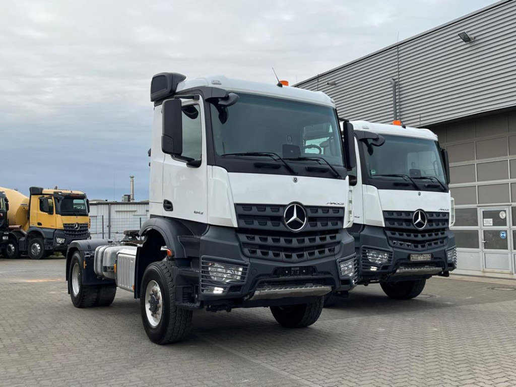 MERCEDES-BENZ Arocs 2043 AS 4x4 SZM nur 133TKM ! Kipphydraulik - Vilcējs: foto 3 MERCEDES-BENZ Arocs 2043 AS 4x4 SZM nur 133TKM ! Kipphydraulik - Vilcējs: foto 3