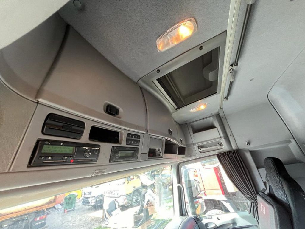 Vilcējs Mercedes-Benz Actros 1841 LS SZM: foto 8