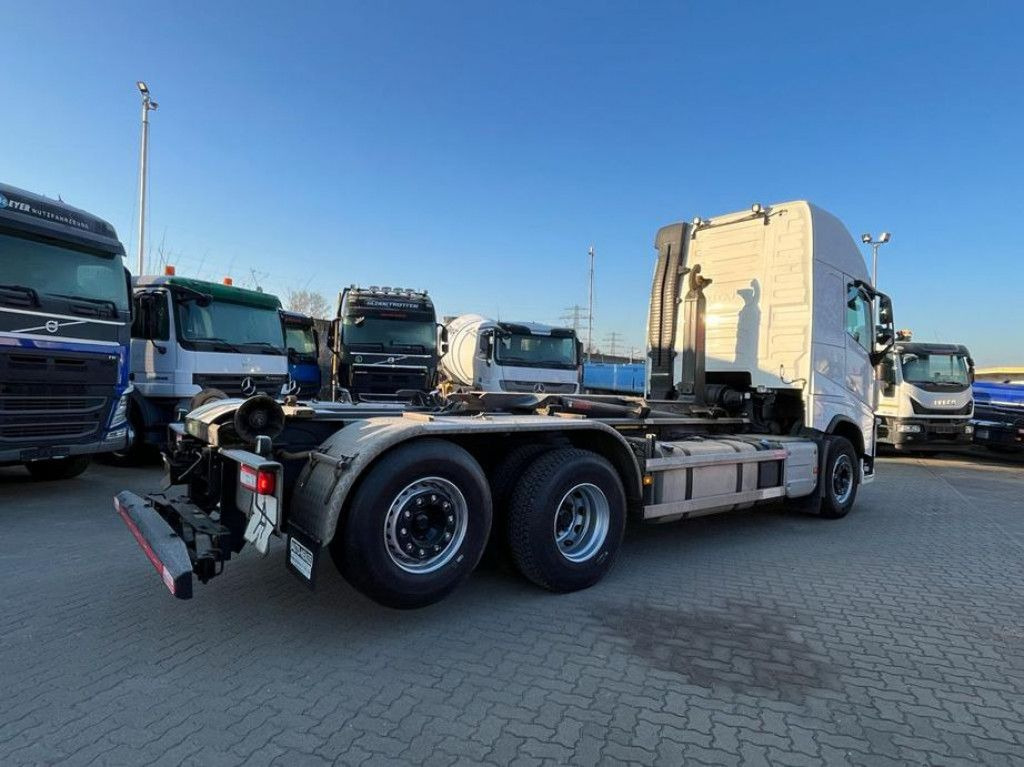 Volvo FH 500 6x2 Abrollkipper Funkfernbedienung - Pacēlājs ar āķi: foto 4 Volvo FH 500 6x2 Abrollkipper Funkfernbedienung - Pacēlājs ar āķi: foto 4