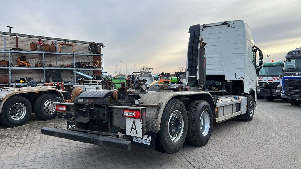 Volvo FH 500 6x2 Abrollkipper Funkfernbedienung - Pacēlājs ar āķi: foto 4 Volvo FH 500 6x2 Abrollkipper Funkfernbedienung - Pacēlājs ar āķi: foto 4